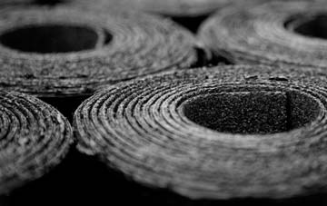 Cold Christmas bitumen roof disadvantages